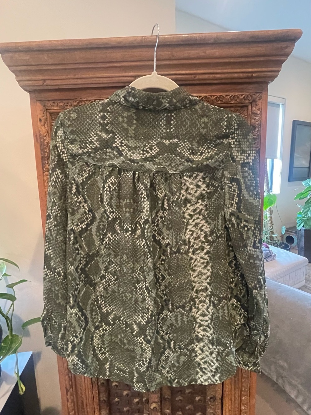 H&M Button Up - Picture 2 of 3